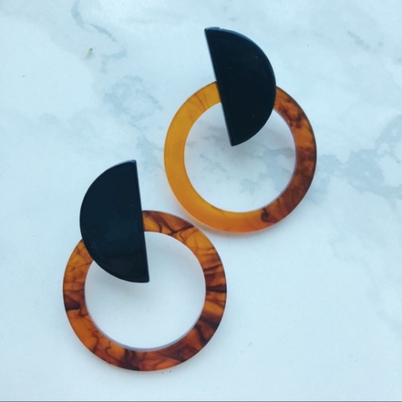 Half Tortoise Earrings - Picture 3 of 3